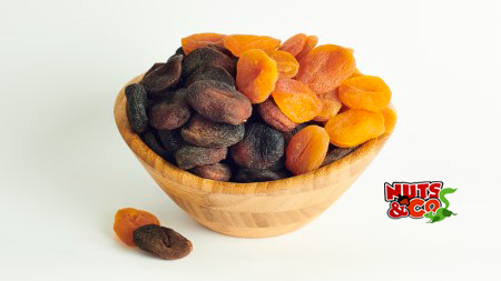 Aprikosen Natur und Geschwefelt